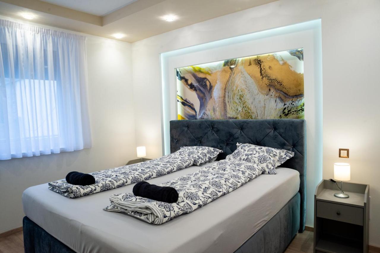 Dream Apartman 2 With Free Parking Győr Buitenkant foto